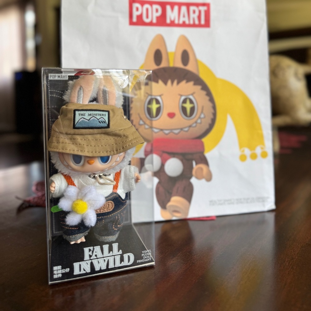 (AUTHENTIC) LABUBU: Fall in Wild Character series